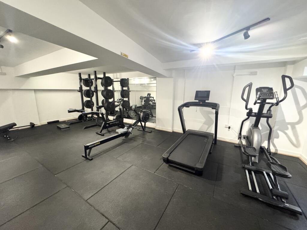 Apartment in Poole - More