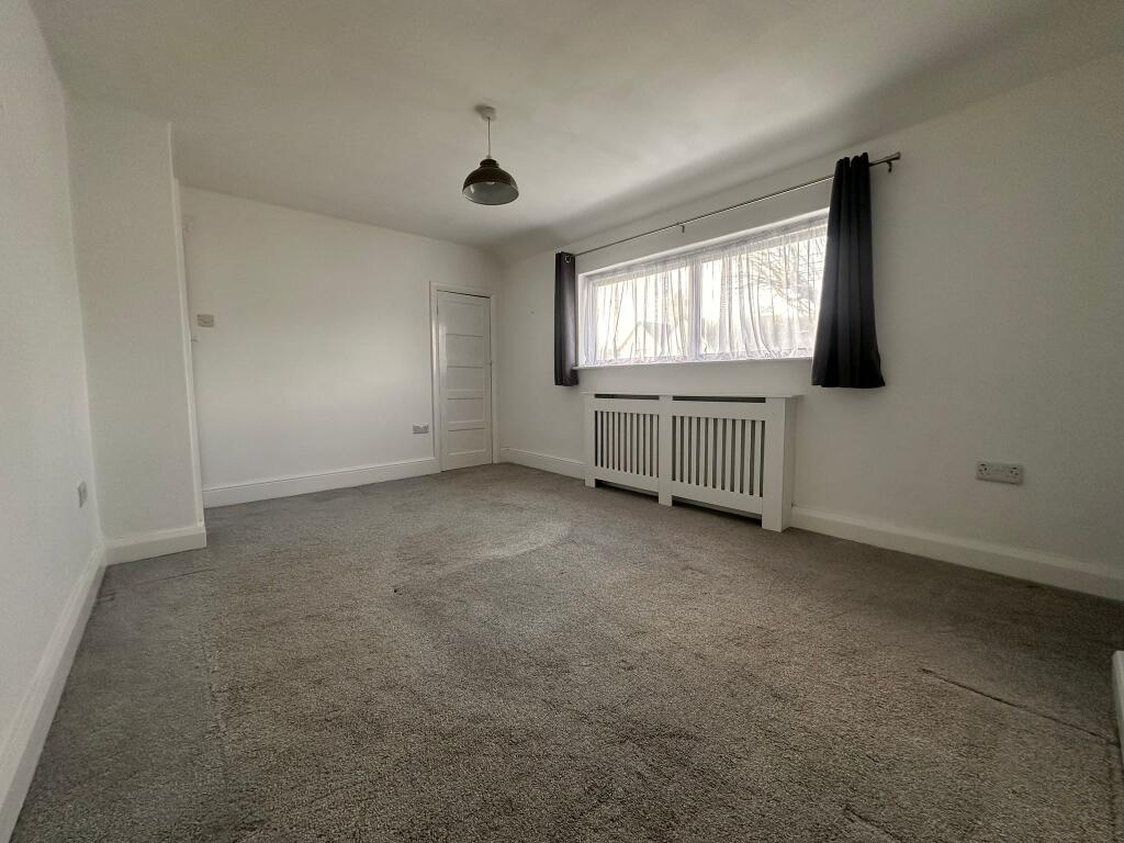Eastbourne Road, Westham, Pevensey photo 3