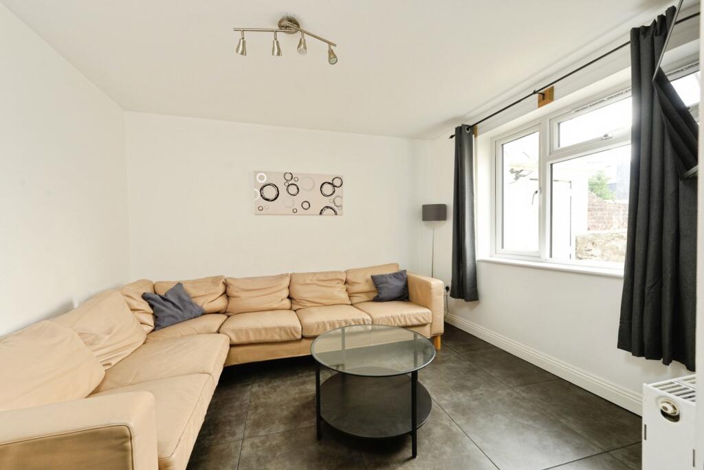 House in Plymouth, Greenbank - View 4