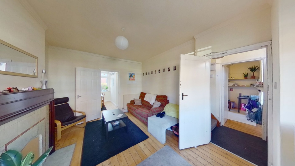House in Nottingham - View 2