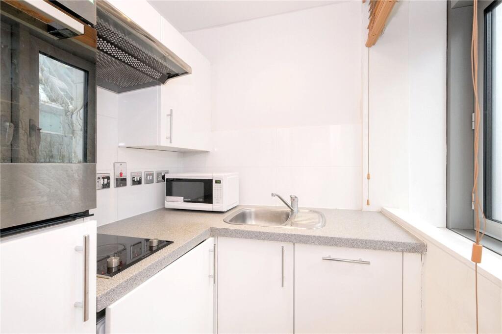 Apartment in London, West Smithfield, City of London - View 3