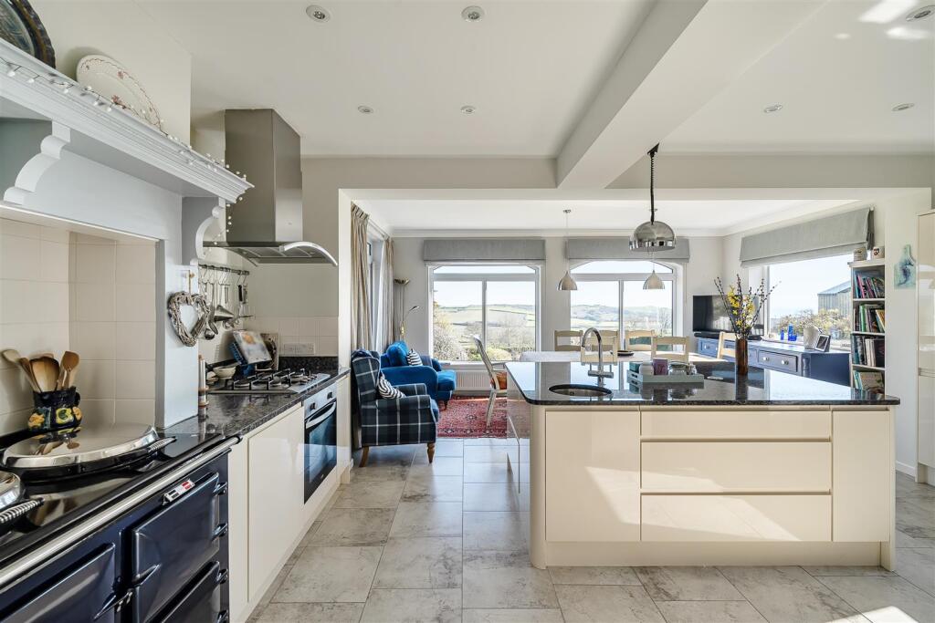 House in Shipton Gorge, Dorset - View 2