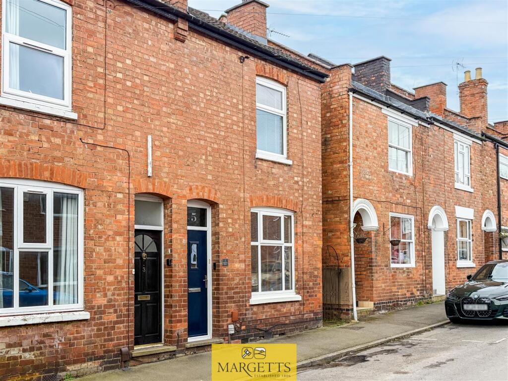 Main image of property: Humphris Street, Warwick