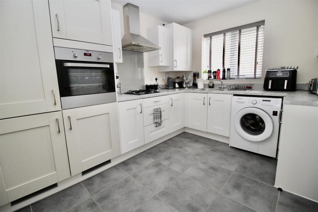 House in Solihull, Kingshurst - View 3