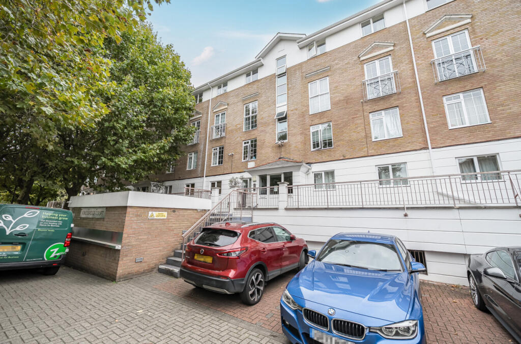 Main image of property: Dockers Tanner Road, Canary Wharf, London, E14