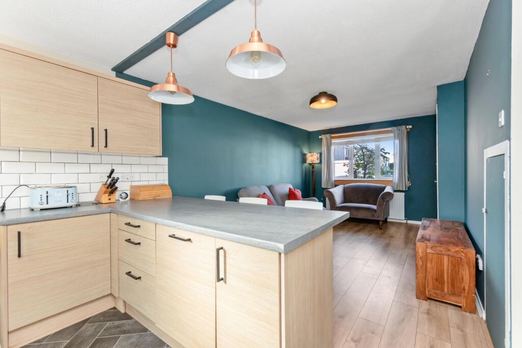 House in Edinburgh - More