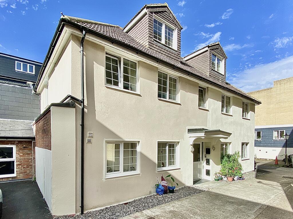 Main image of property: Bakehouse Mews, Aldershot, Hampshire, GU11