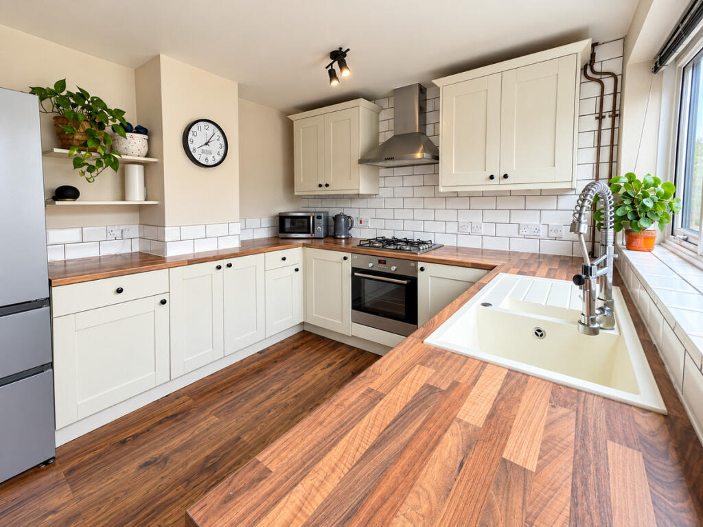 House in Patchway, Stoke Lodge and The Common - View 5