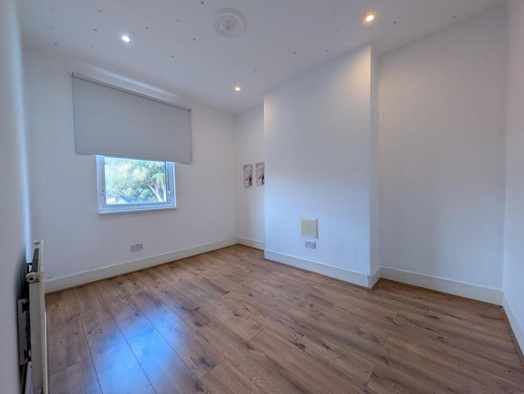 House in London - More