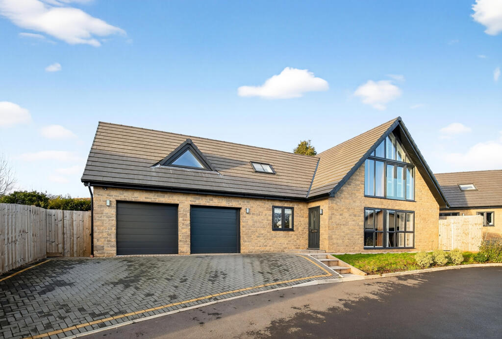 Main image of property: Bridge Close, Bristol, BS30