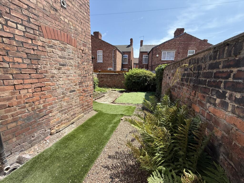 Apartment in Birkenhead, Egerton Park - View 5