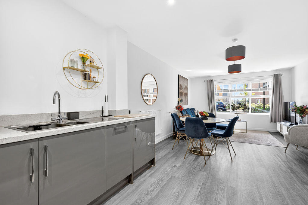 Bell Farm Way, Walton-On-Thames - More