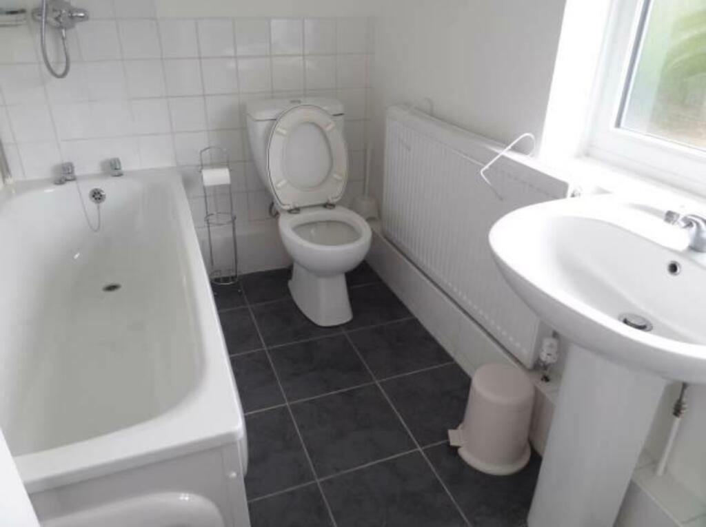 5 bedroom house for rent
