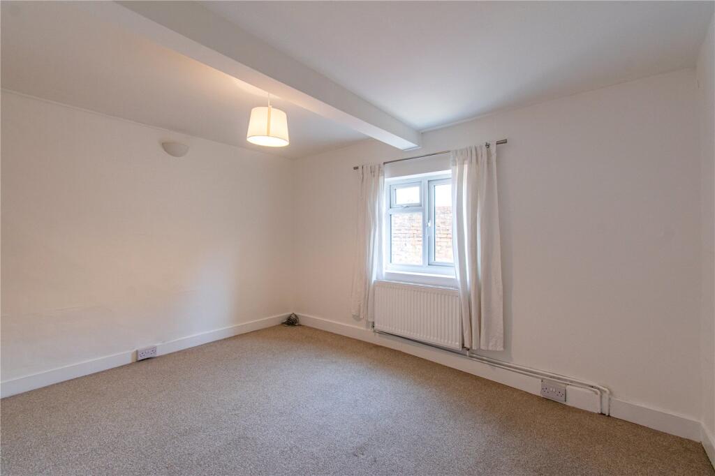 House in Reading - View 4