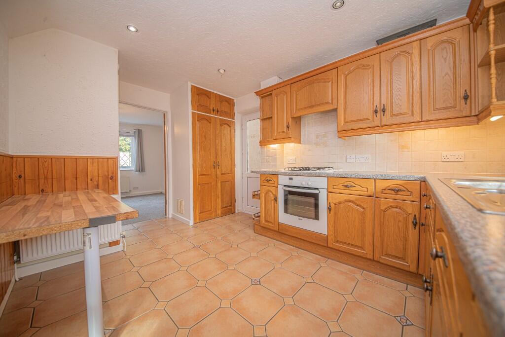 Anfield Close, Fair Oak, Eastleigh, SO50 photo 2