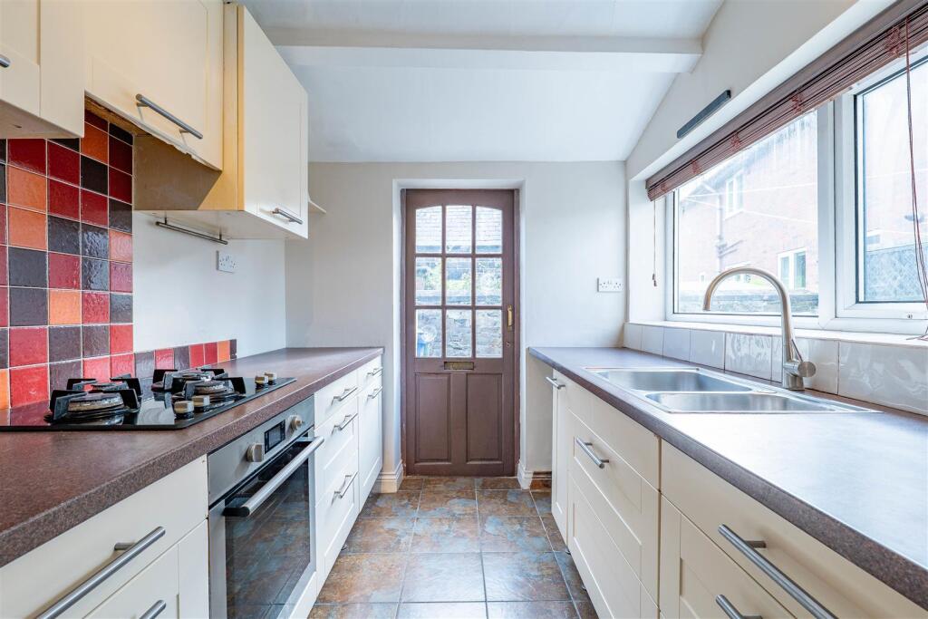 House in Preston - View 4