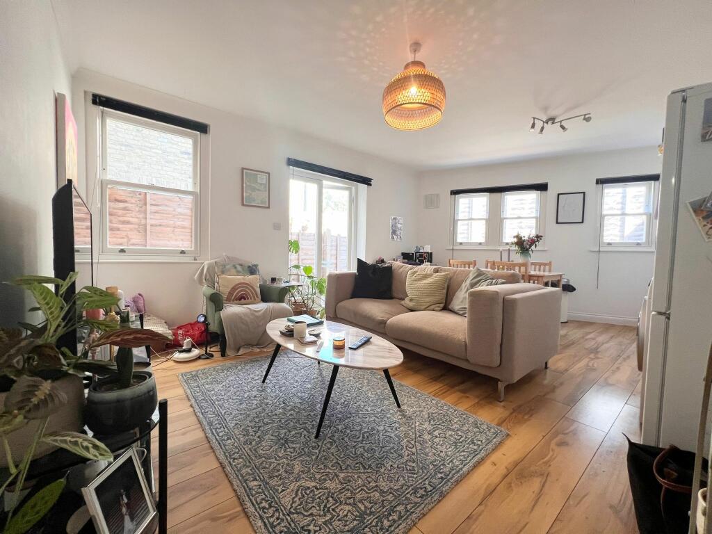 Main image of property: Peckham High Street, SE15