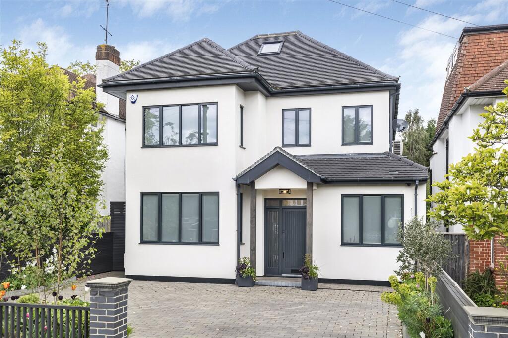 Main image of property: Greenway, Totteridge, London, N20