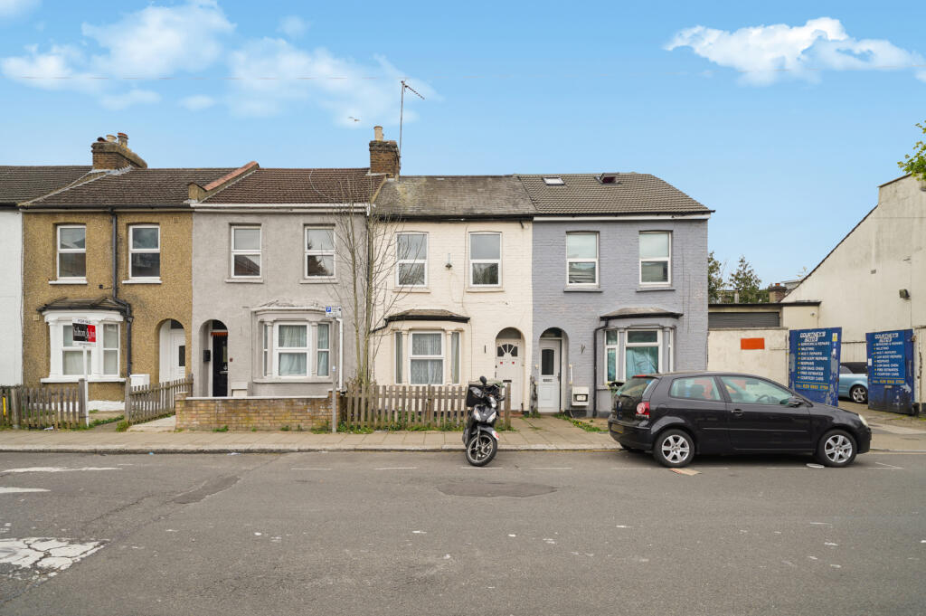 Main image of property: Byron Road, Harrow Wealdstone, Middlesex HA3