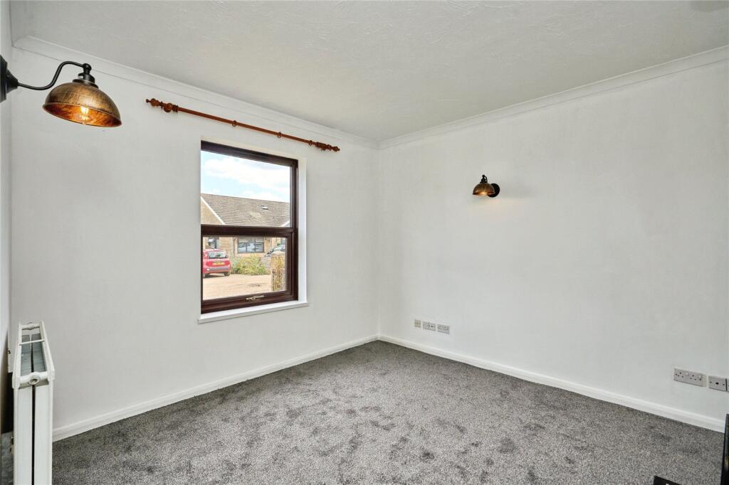House in Portsmouth - View 5