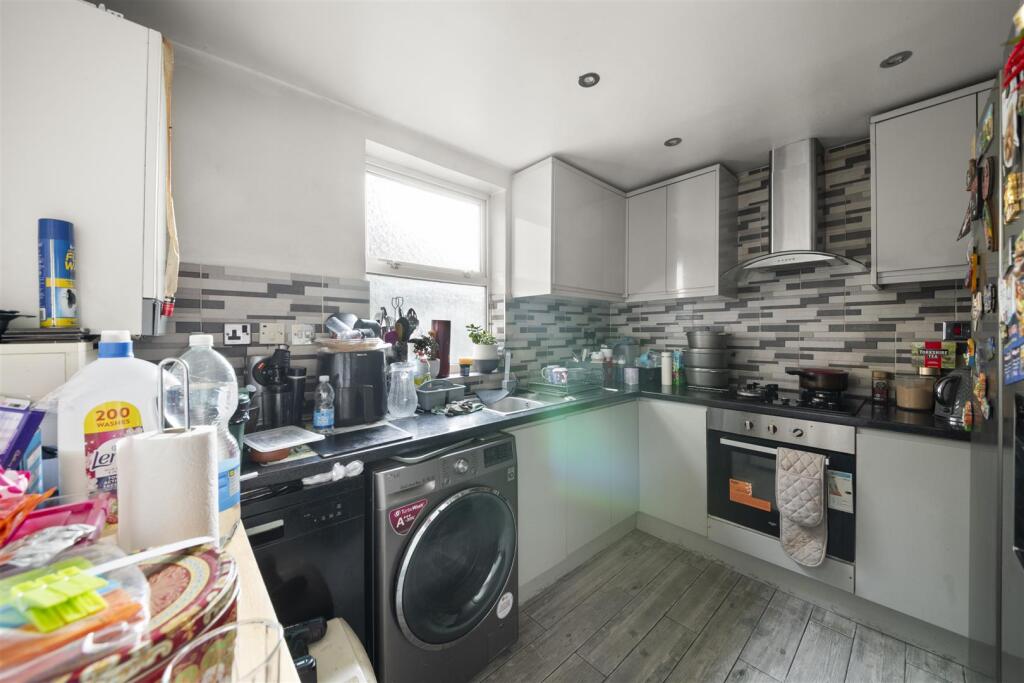 House in London, Hounslow West - View 5