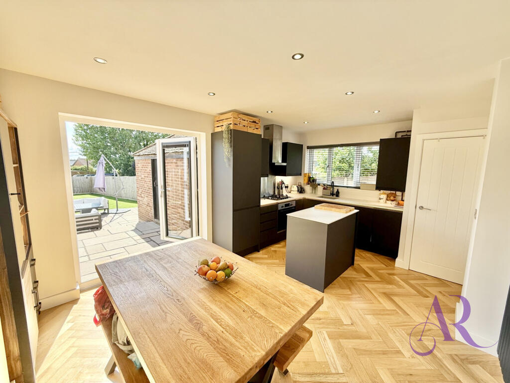 Dagnall Road, Olney photo 3