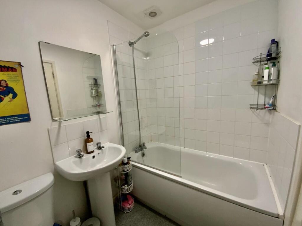 Apartment in Bristol - More