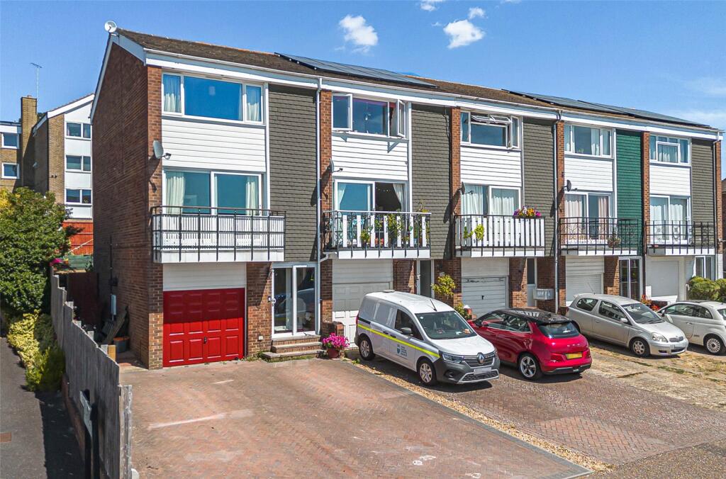 Main image of property: Allfrey Plat, Pulborough, West Sussex, RH20