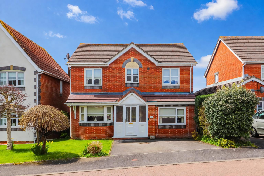 Main image of property: Coed-Y-Felin, Barry