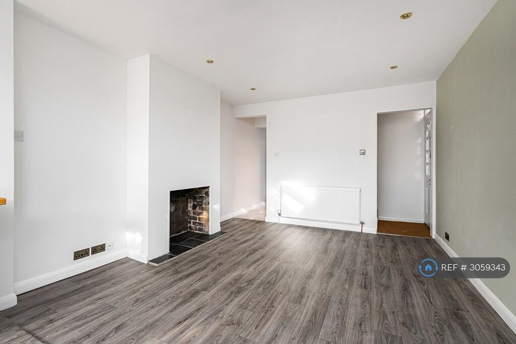 House in Tonbridge - View 4