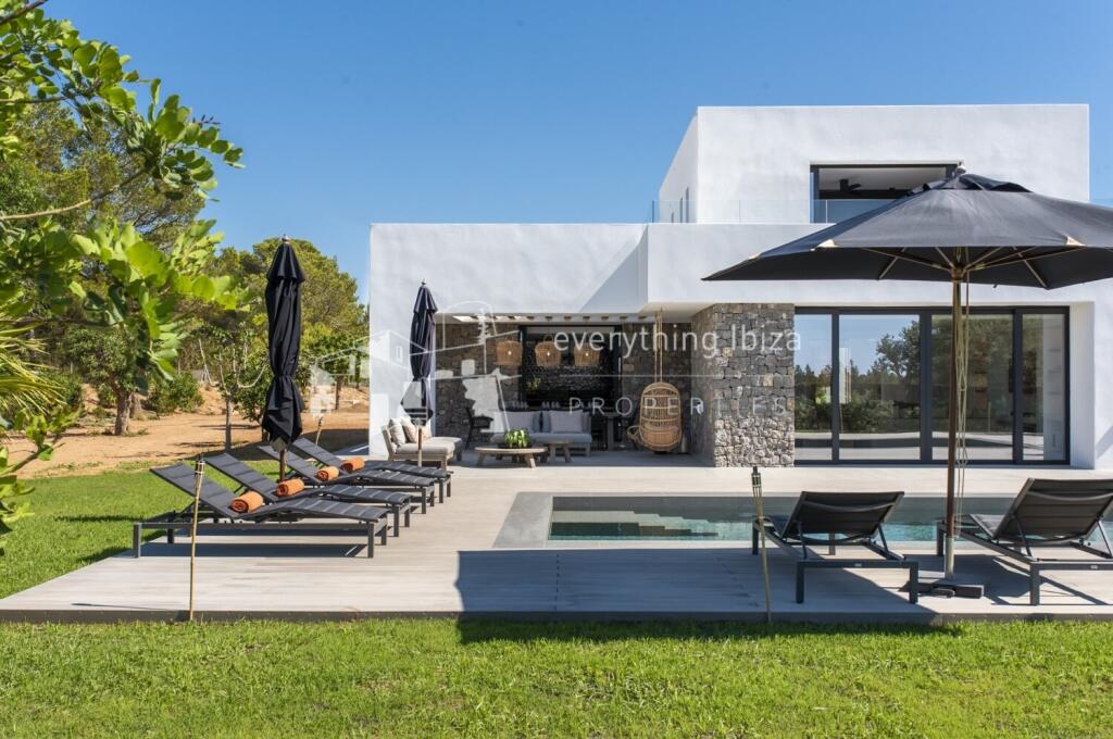 Main image of property: Balearic Islands, Ibiza, San Agusti De Vedra