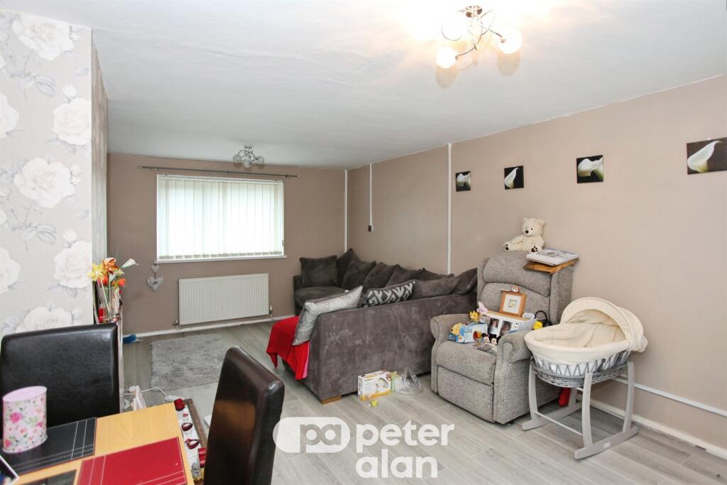 Waun Road, Cwmbran photo 2