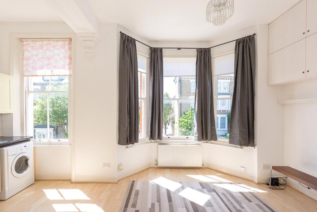 Apartment in London - View 4