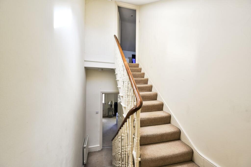 3 bedroom maisonette for rent