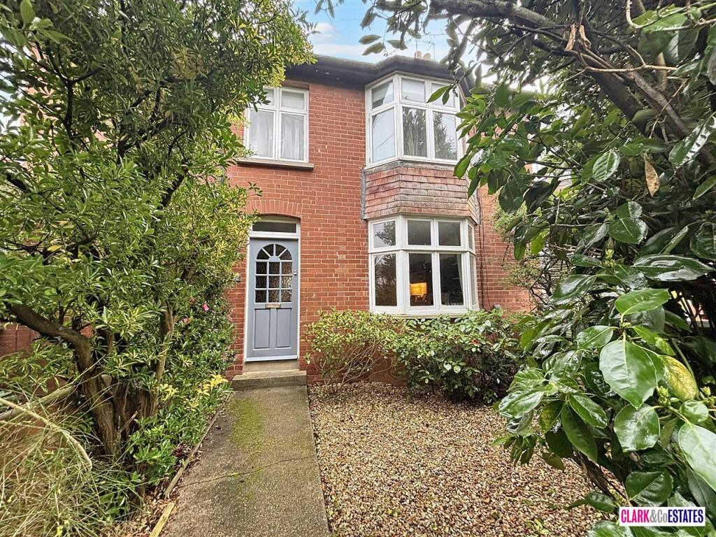 2-bed terraced on Majorfield Road, Topsham, £485,000