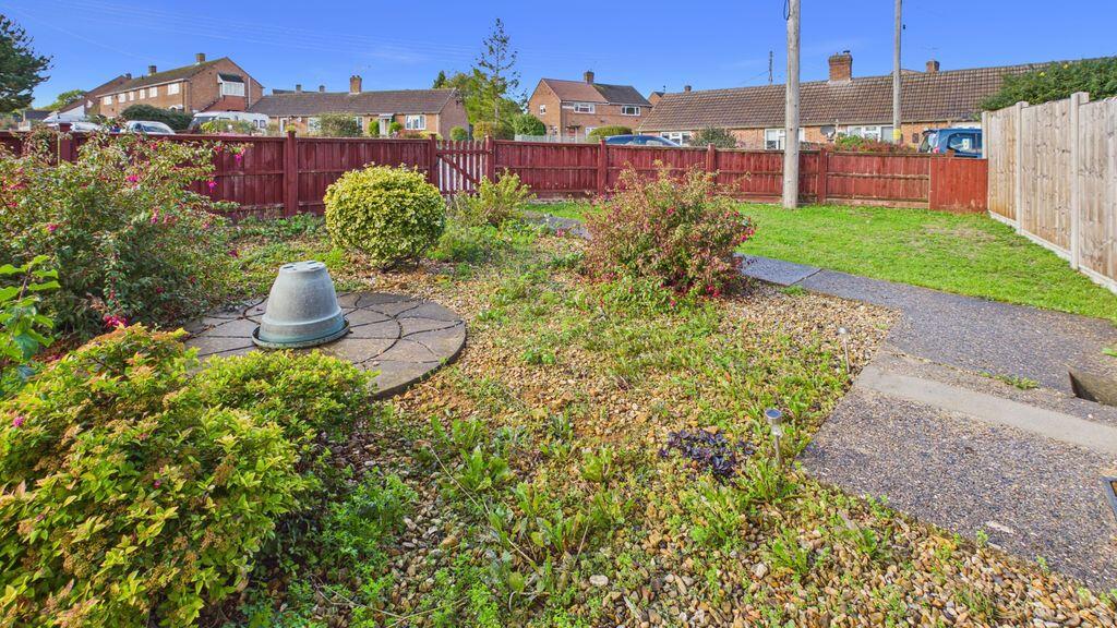 Langmead Place, Crewkerne photo 2