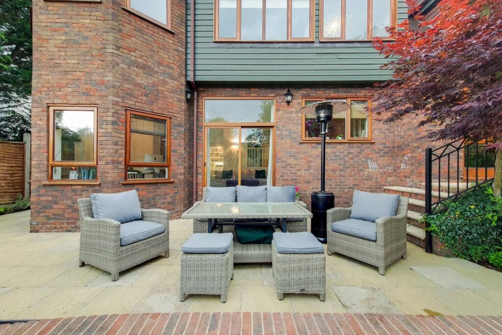 Main image of property: Beeches Drive, Farnham Common, Slough, SL2