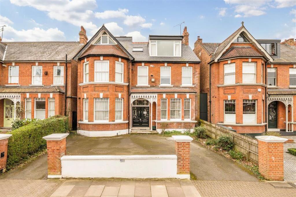 Main image of property: Walm Lane, Mapesbury Conservation