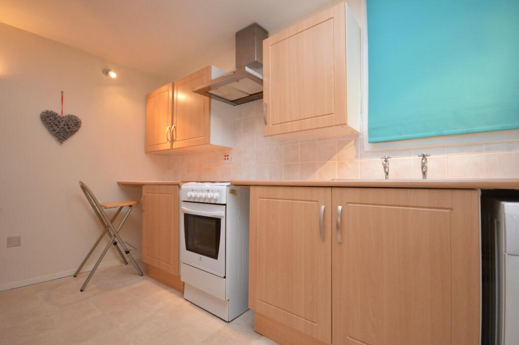 1 bedroom maisonette for rent