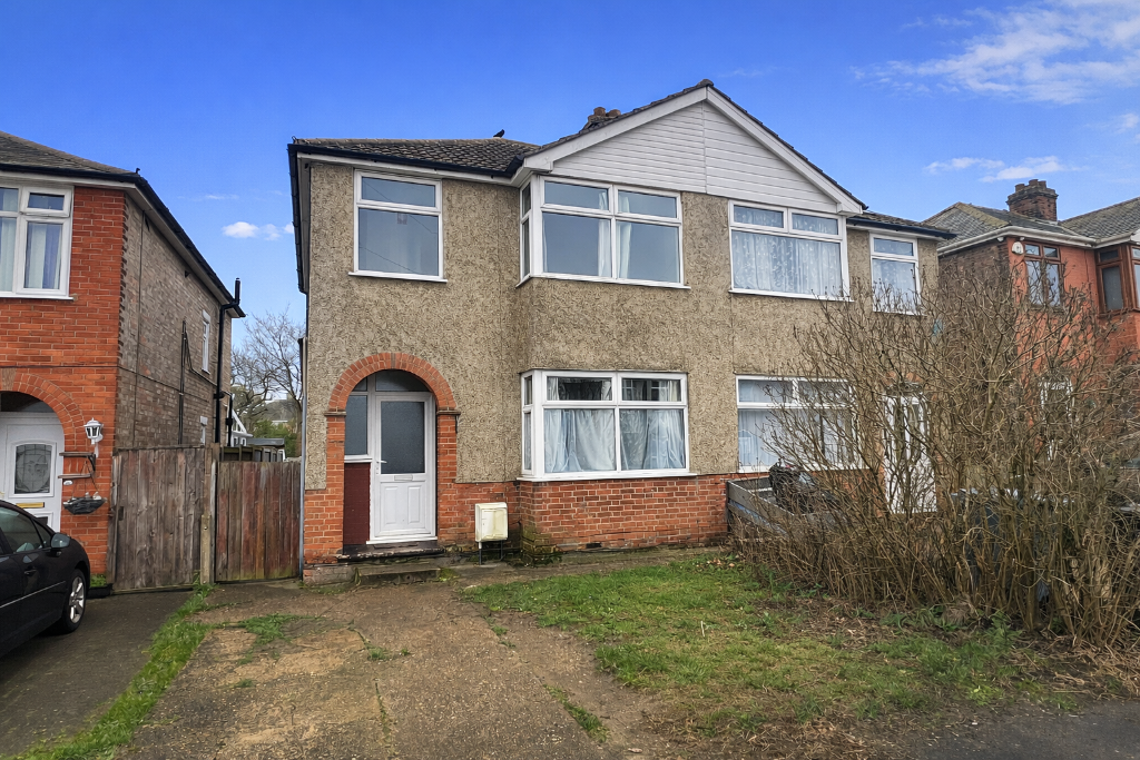 Main image of property: Avondale Road, Ipswich, Suffolk, IP3