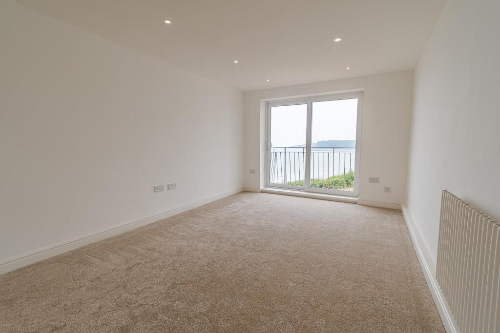 Apartment in Cardiff - View 3