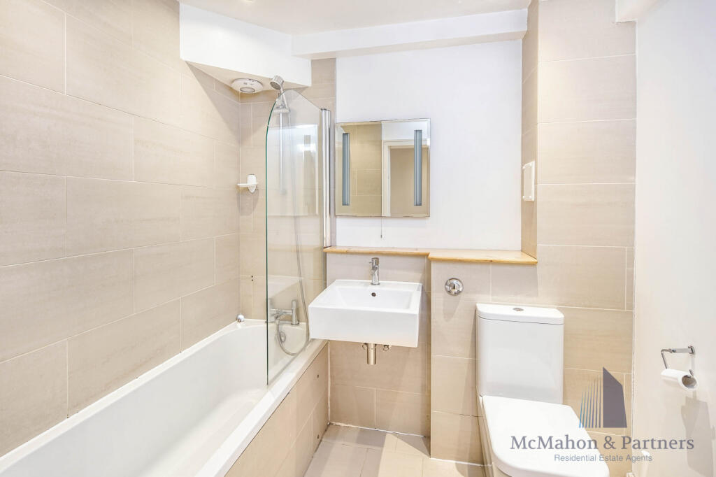 Apartment in London - View 3