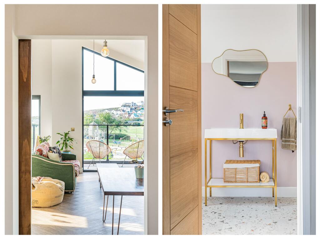House in Brighton - View 5