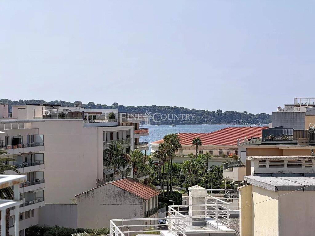 Main image of property: Provence-Alps-Cote d`Azur, Alpes-Maritimes, Cannes