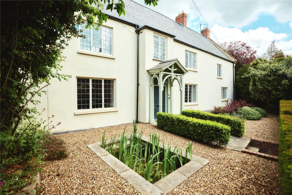 Main image of property: West Street, Earls Barton, Northampton, Northamptonshire, NN6