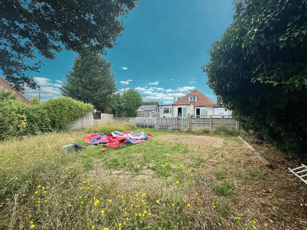 House in Canterbury - View 5