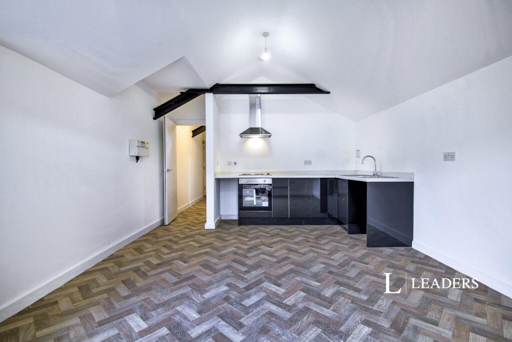 Main image of property: Victoria Avenue, Southend-on-Sea, Essex, SS2