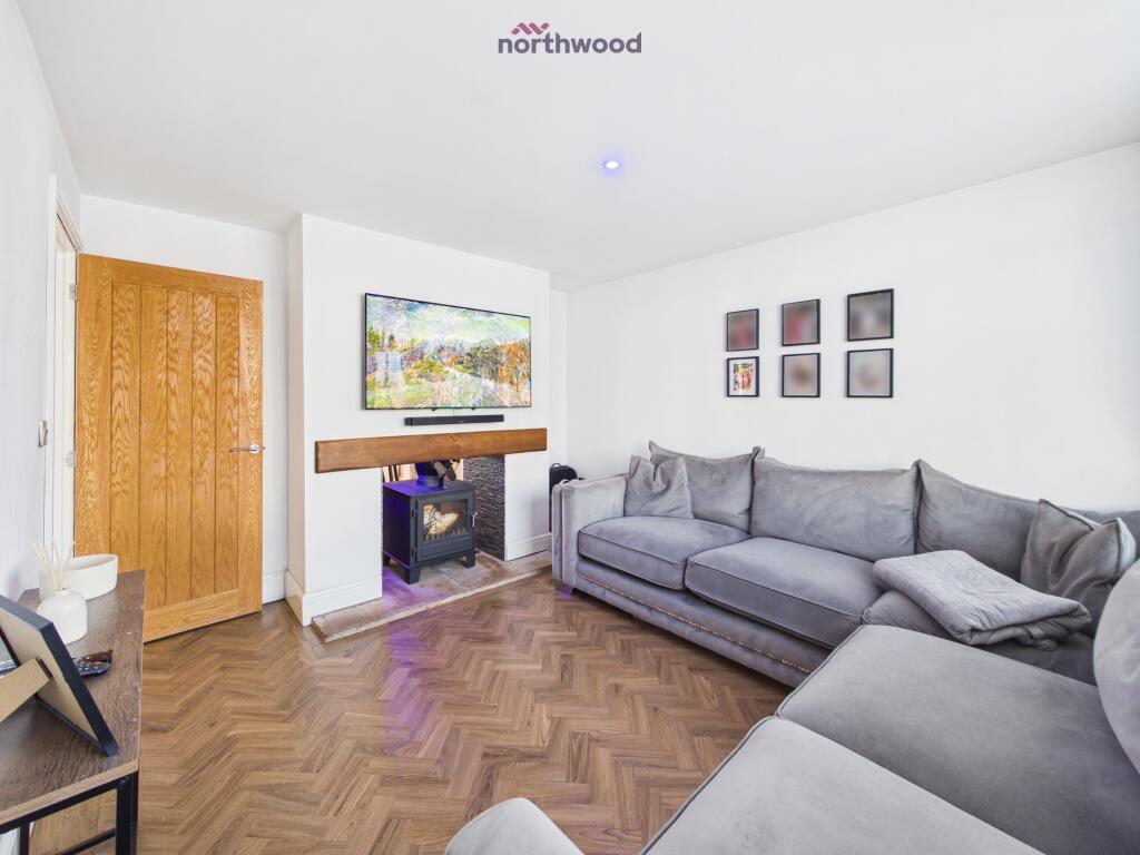 Denbigh Close, Wrexham, LL12 - View 4
