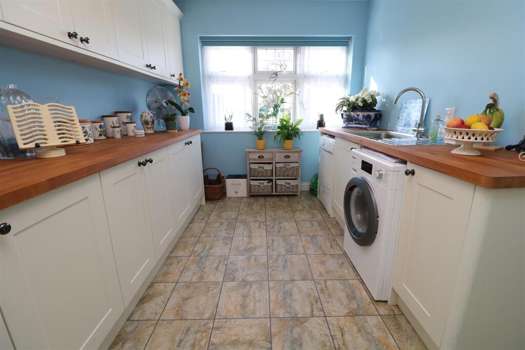 Additional image 12 of Victoria Road, Trowbridge