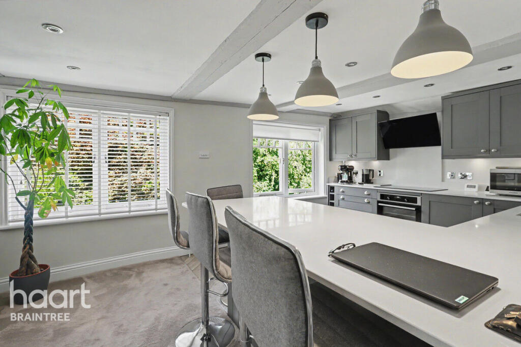 Main image of property: Bradford Street, Braintree